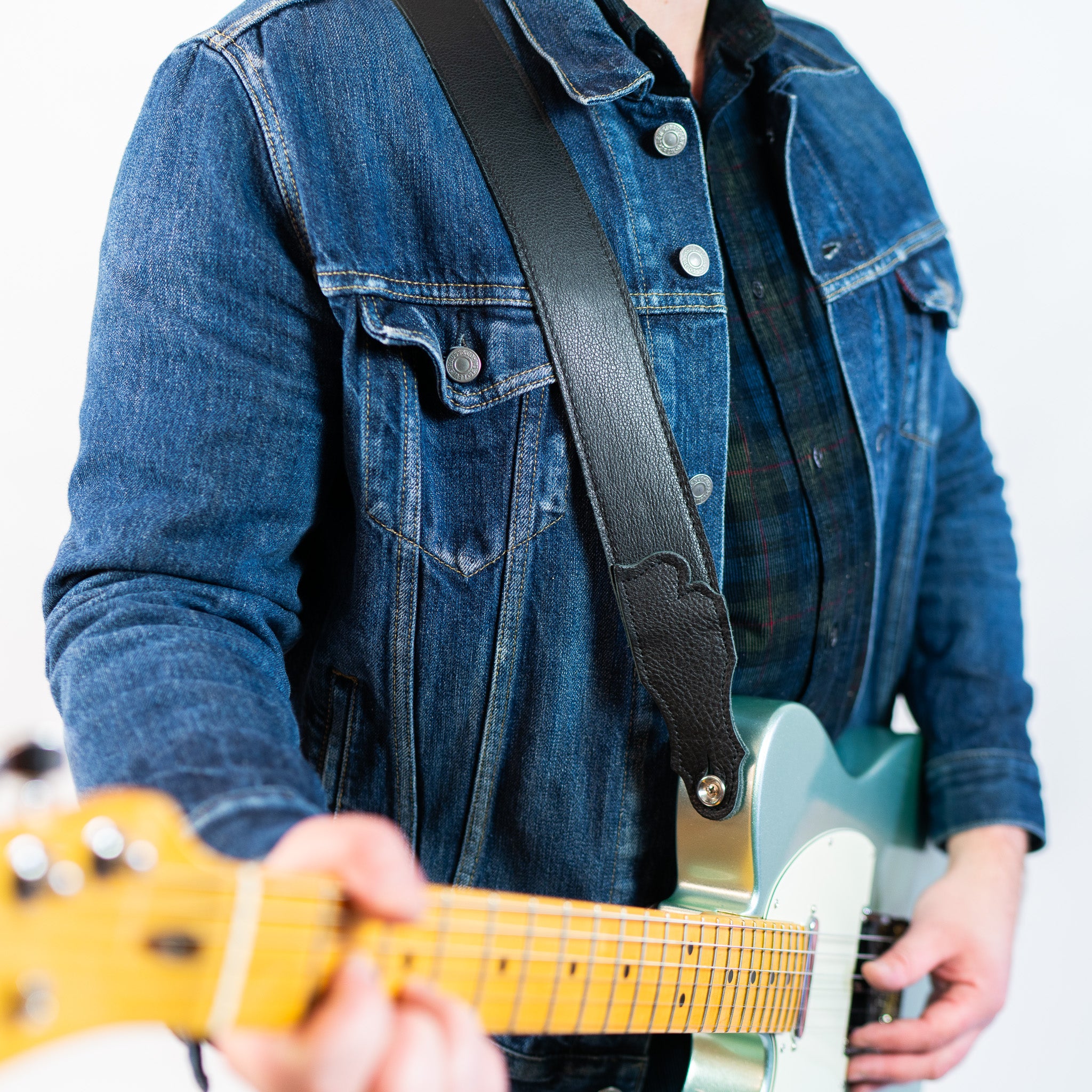2'' Deluxe 60 Black Leather Guitar Strap