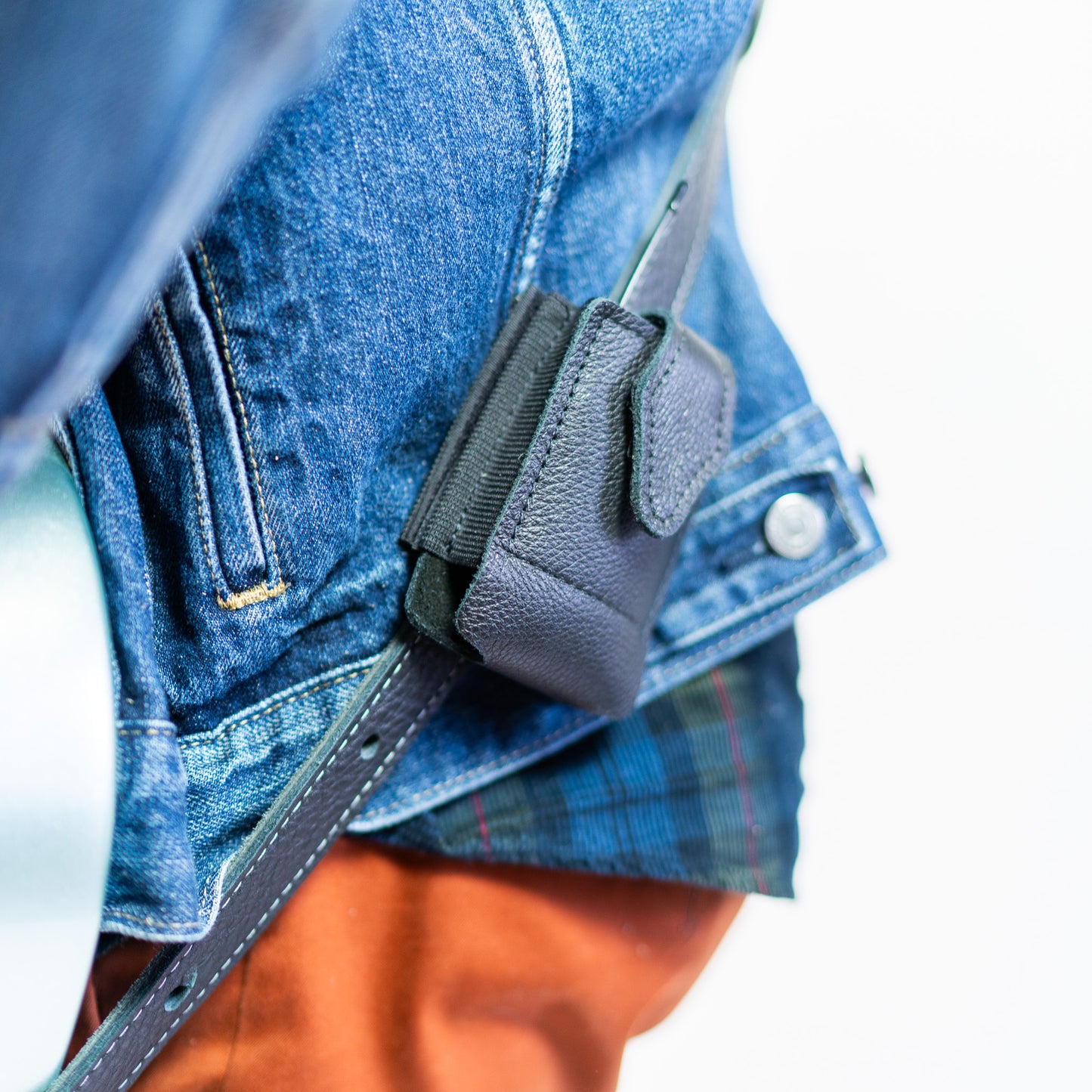 Premium Glove Leather Wireless Transmitter Pouch